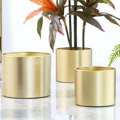 cache pot dorés